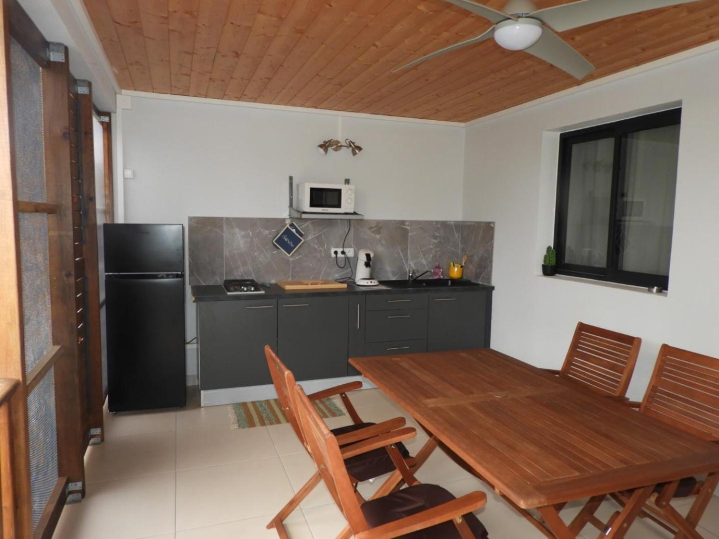 Les Metisses Apartment Saint Pierre Exterior photo